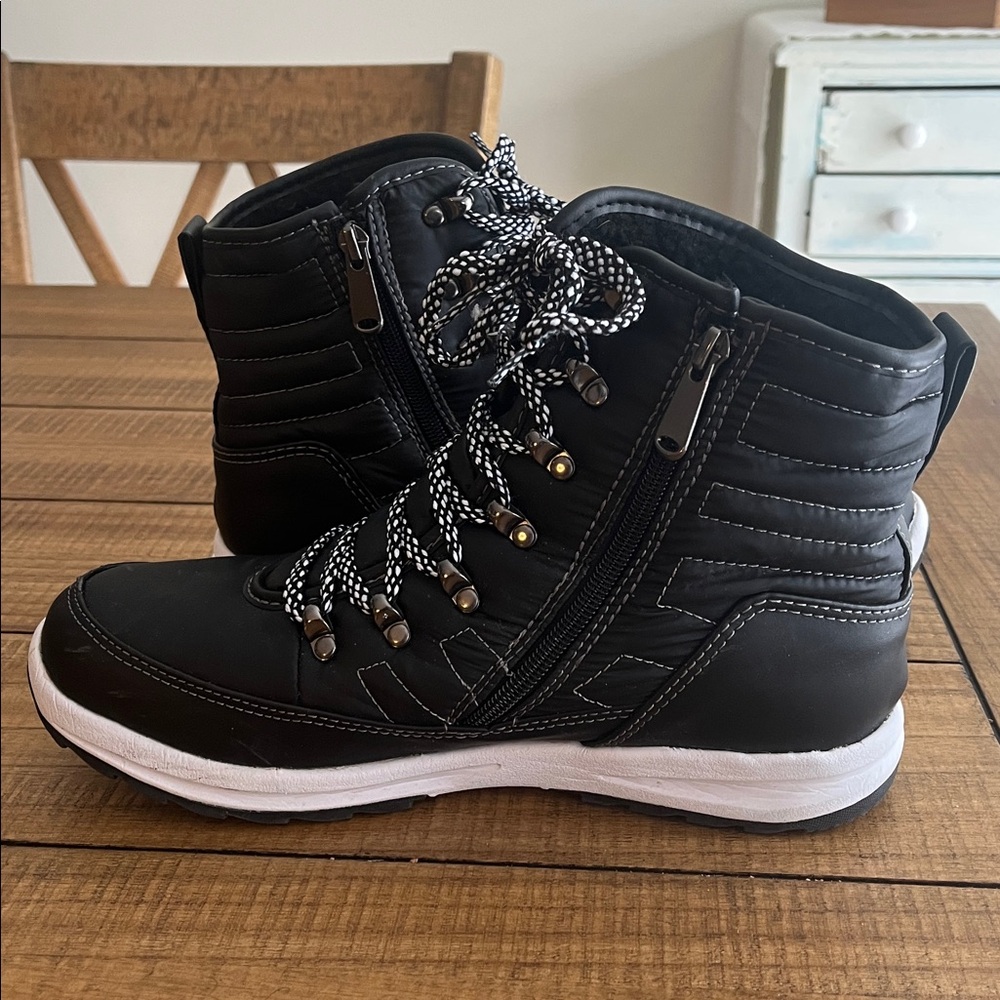 Women's Alexa Weatherproof sneaker boot size 10 - Picture 3 of 11